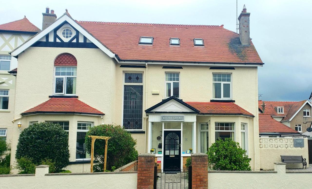 Cleave Court Guest House Llandudno Buitenkant foto