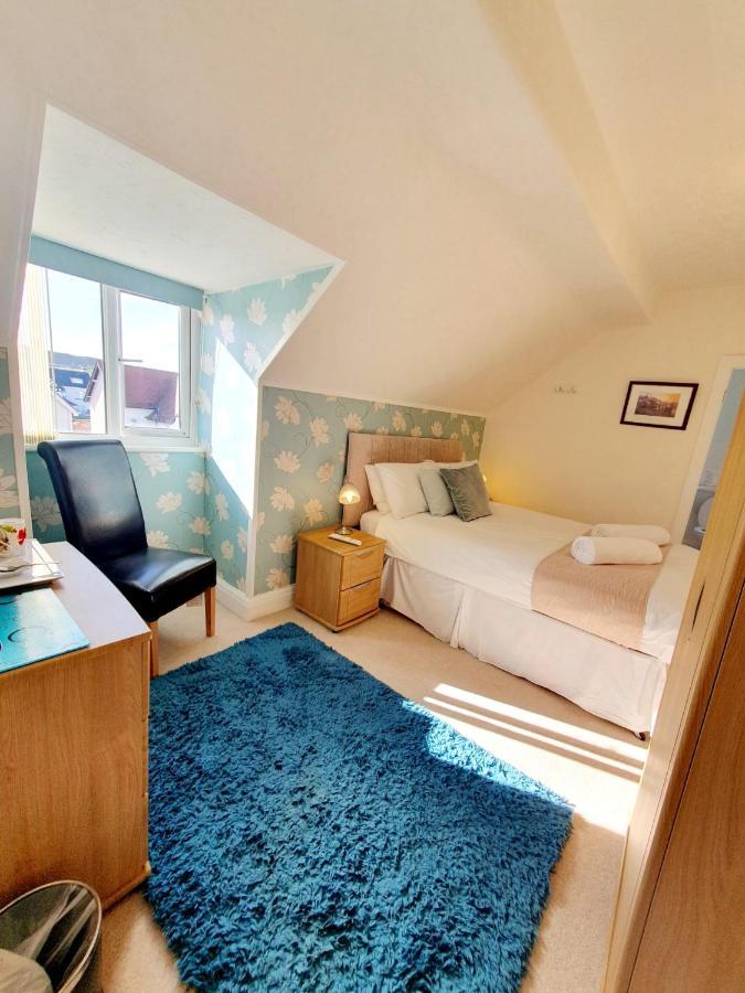 Cleave Court Guest House Llandudno Buitenkant foto